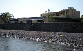 Il Delfino Santa Marina Salina